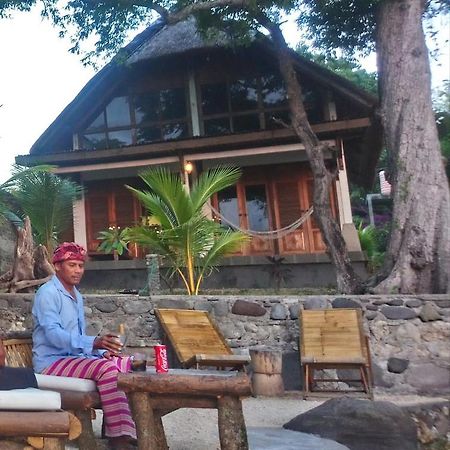 Villa Watumita Hitokalak Exterior foto